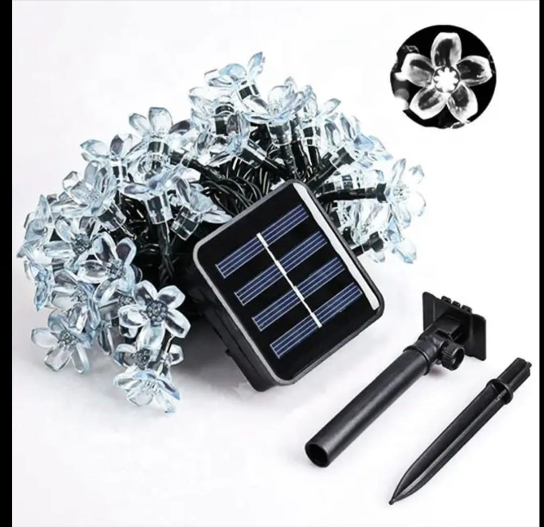 Guirnalda solar de luces LED con forma de flores